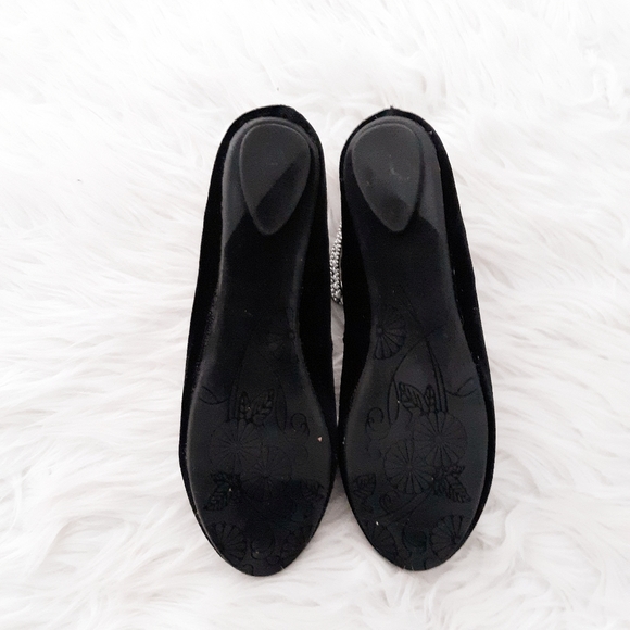 Steve Madden Velvet Beaded Ballet Flats - Picture 6 of 10